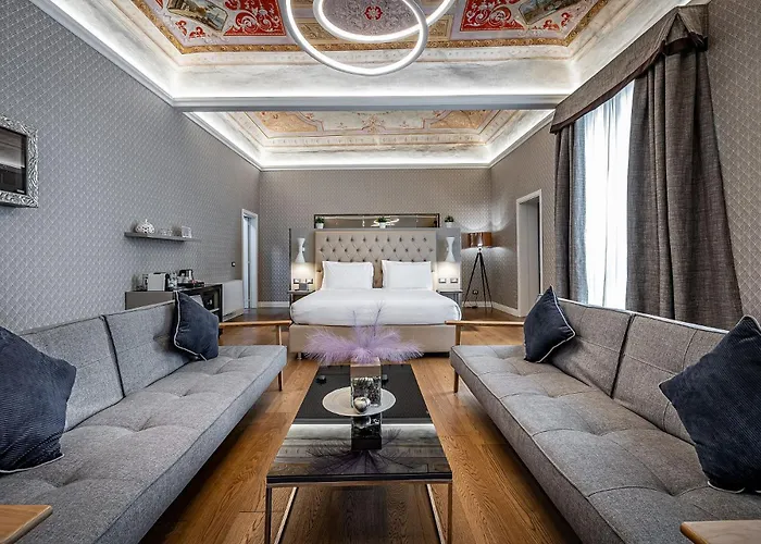 Martelli 6 Suite & Apartments